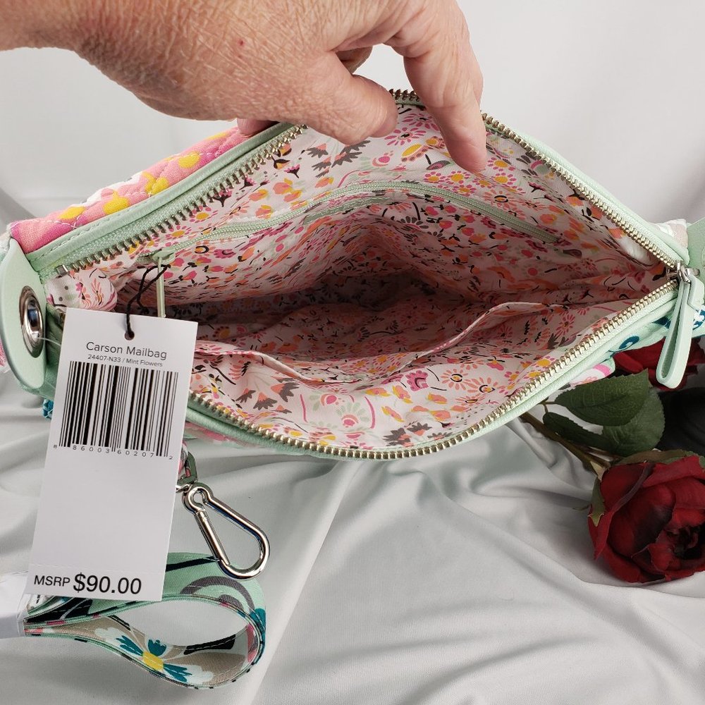 VB Carson Mailbag in Mint Flowers print NWT - Picture 5 of 5